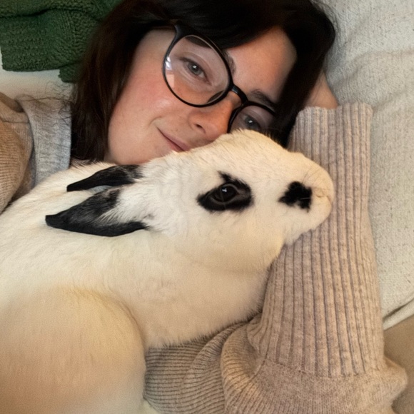 Meet your Posher, Pia - Picture 2 of 5